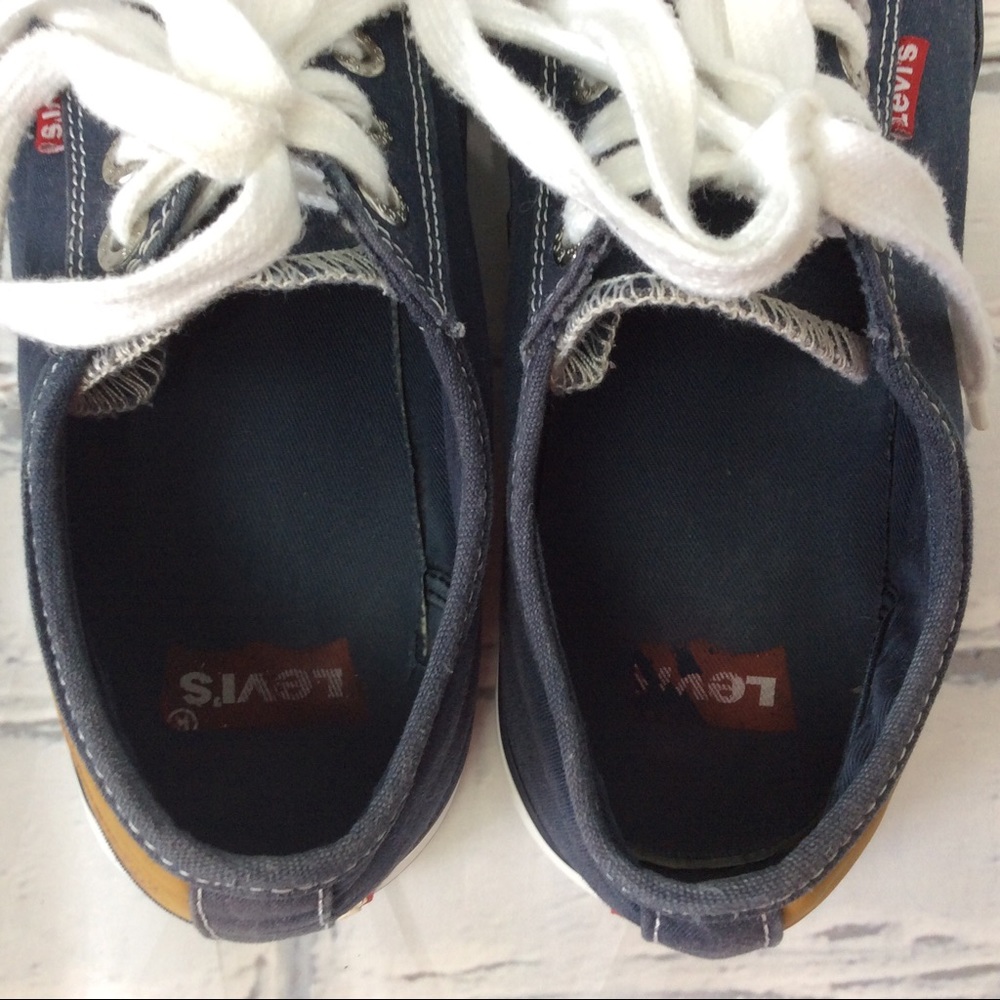 Levi’s Navy Blue Canvas Sneakers, Size 10 - Picture 7 of 10